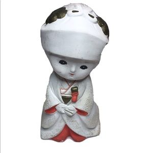 Asian Japanese Figurine In a Kimono Vintage 6x3